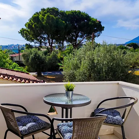 Lejlighed Grandma's Pine Skala (Evia)