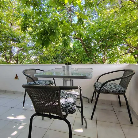 Grandma's Pine * Skala (Evia)